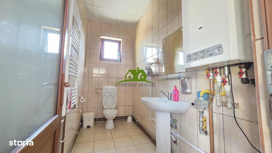 Spațiu comercial, de 120 mp, în Central