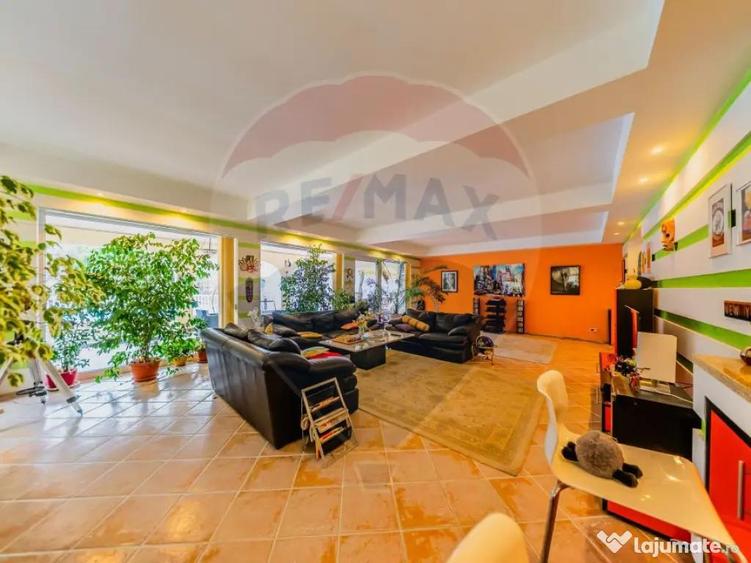 Vila cu 4 camere de vanzare 921 mp zona Subcetate,Arad - 2