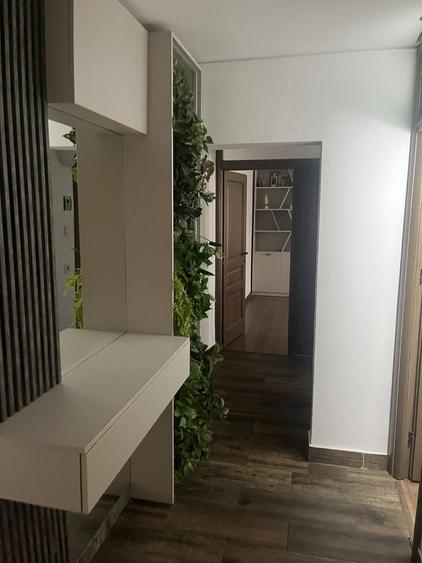 Apartament de vanzare cu 2 camere in centru - 1