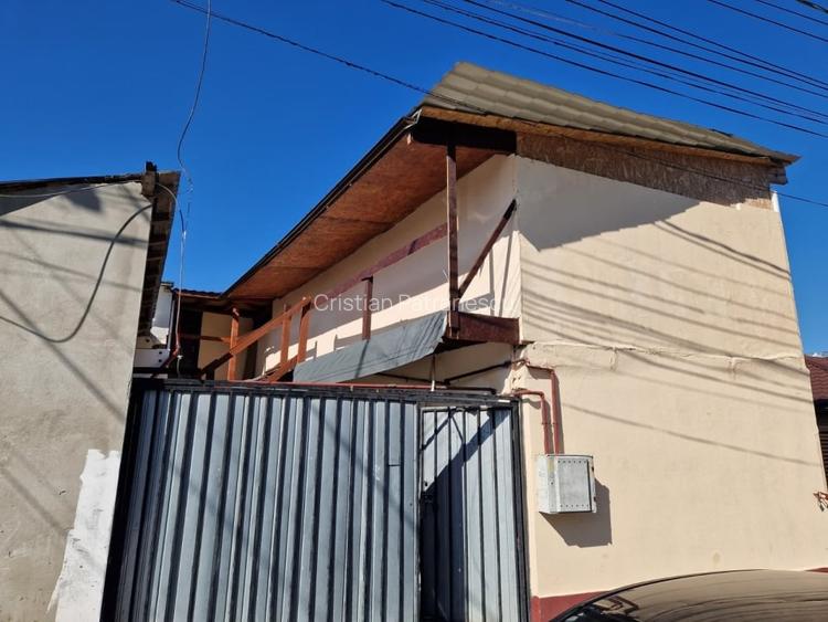 Casa Noua in Constructie | 3 Camere + Mansarda + Curte | Ferentari