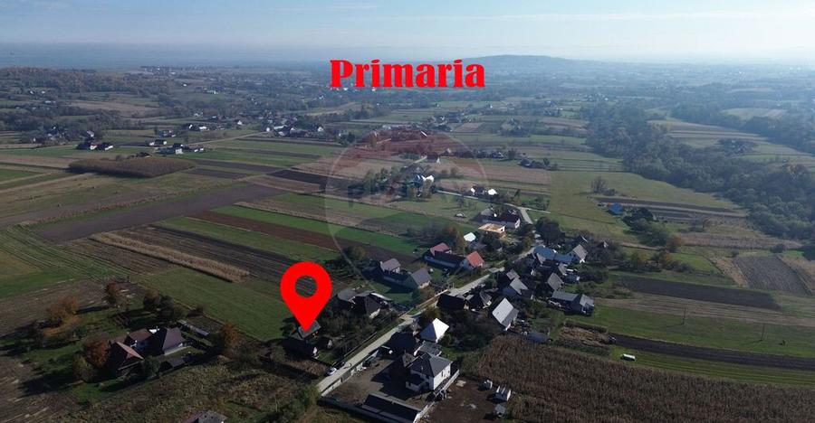 Casa de vanzare in Horodnic de Jos cu teren de 3900mp - 1