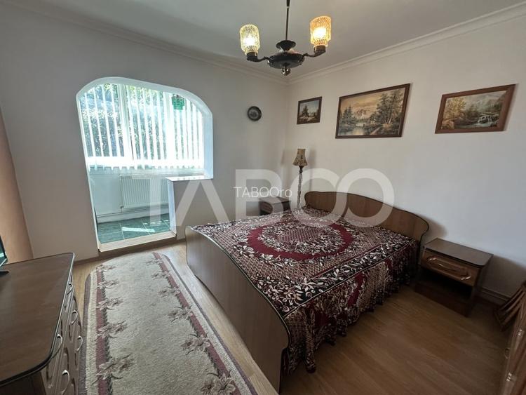 Apartament cu 3 camere decomandat, mobilat în Central Apartament cu 3 camere decomandat, mobilat în Central