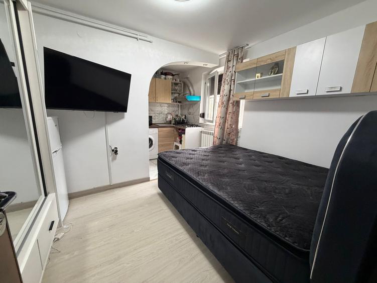 Garsoniera Titan Etaj 1 Bloc 1975 Reabilitat Instalatii Schimbate 15 Min Metrou - 1