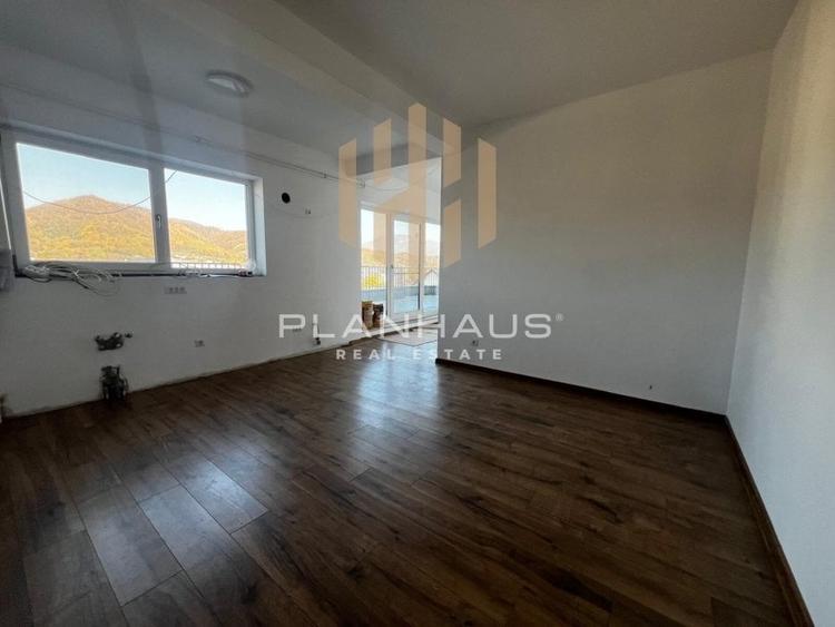 Apartament 3 camere ,Penthouse ,Centrul vechi Baia Mare - 11