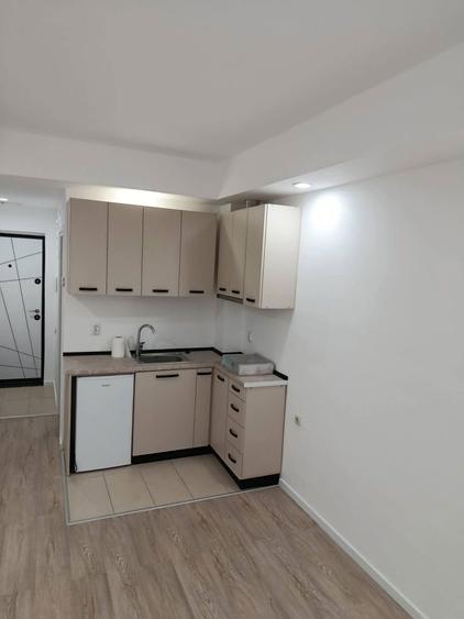 Inchiriez Garsoniera Cosmopolis - 1