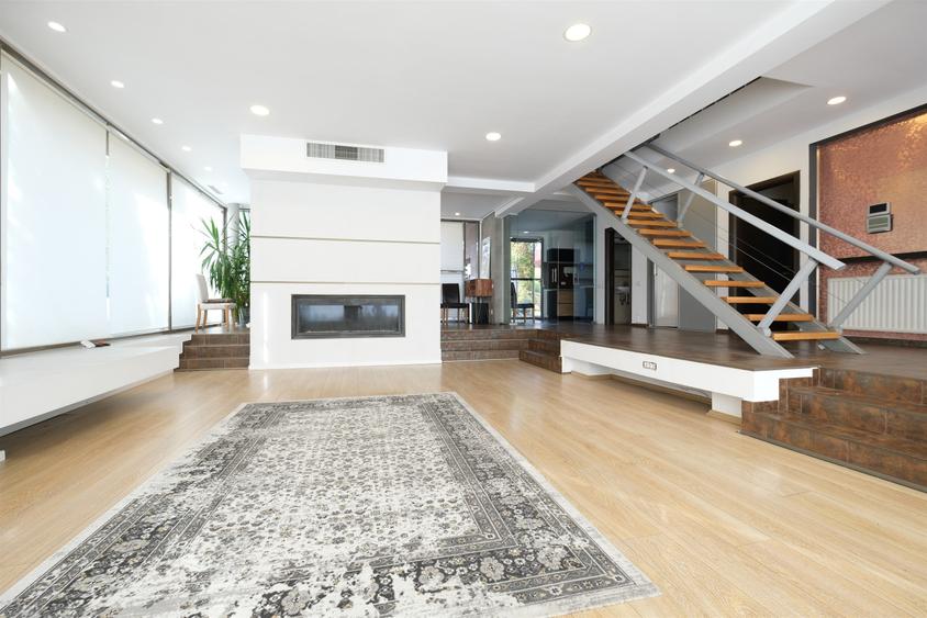 OTOPENI, Vila exclusivista P+E - 6 camere, 4 bai  cu piscina - 1