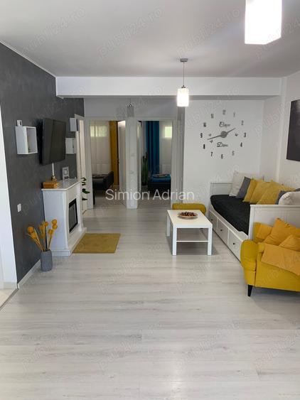 Vand apartament 3 camere Vand apartament 3 camere
