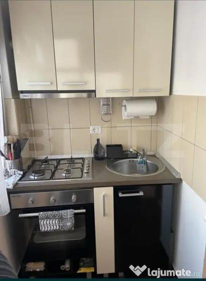 Apartament de inchiriat, cu 2 camere, 54 mp, zona Spital T V - 5