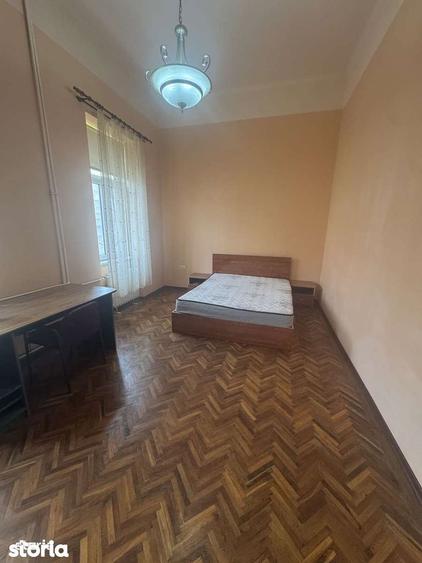 Apartament 3 camere ultracentral etajul 1 - 7