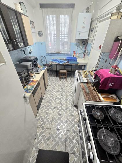 Apartament 3 camere, Horea – spațios, luminos și cu potential - 1