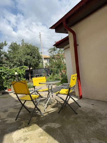 Inchiriez casa la curte - 1