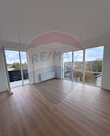 De Vanzare Apartament 3 camere Buftea - 12