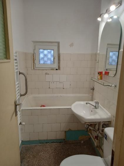 apartament 3 camere de vanzare - 9