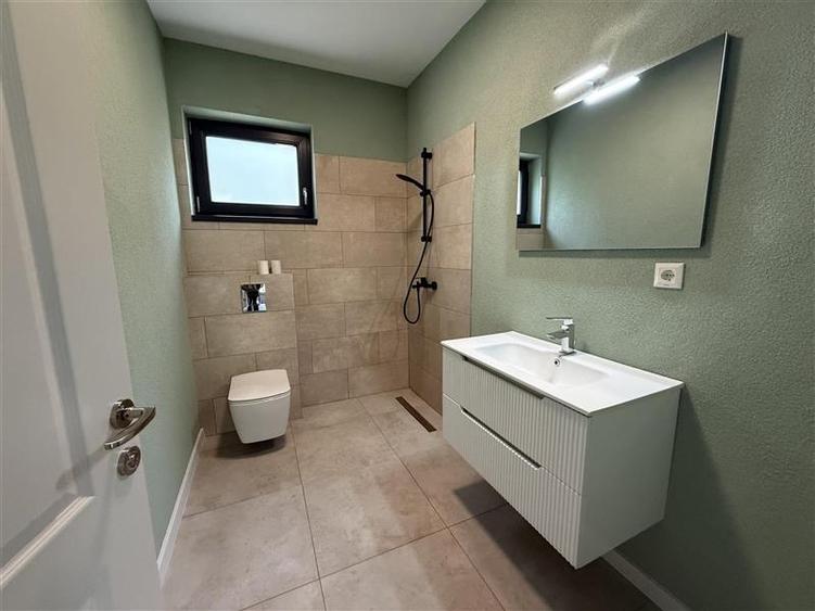 Casa  moderna  finisata  cu 550mp teren la limita Cluj Napoca cu Dezmir - 9