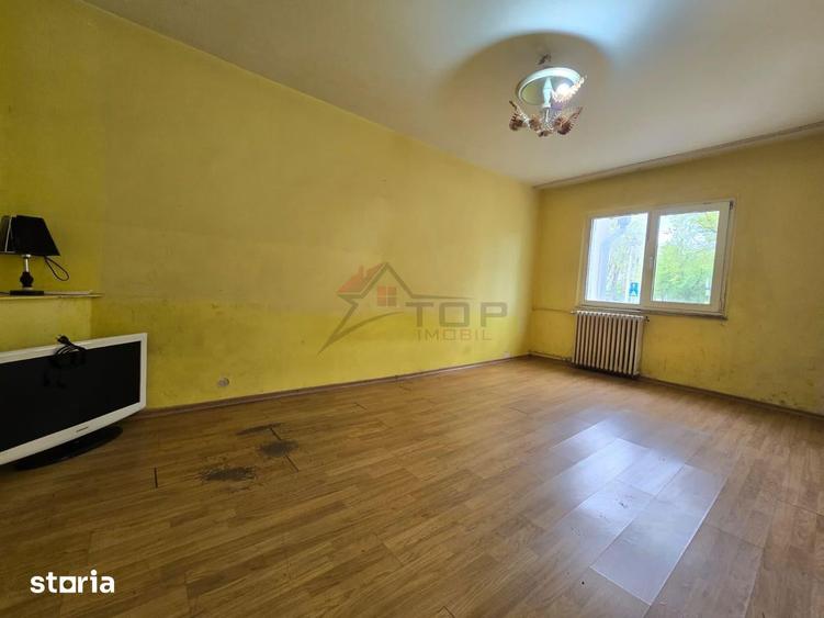 Apartament cu 3 camere decomandat în Dacia