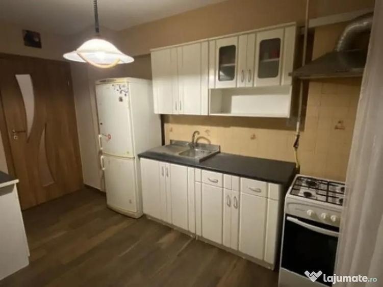 Apartament 2 camere, 60 mp, zona Ultracentral - 4