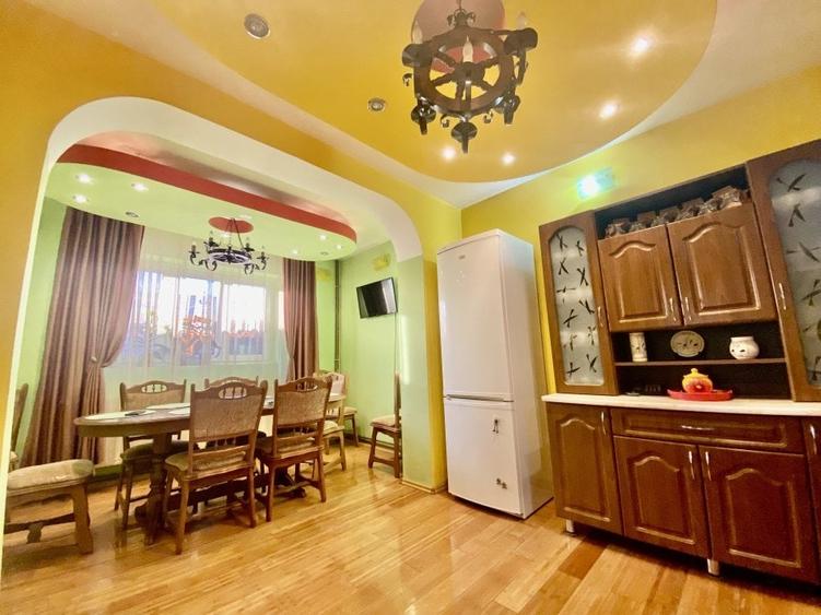 Urgent/Vânzare Casa/Vila, 4+ camere, teren 346 mp,  Targoviste, zona Micro 4 - 9