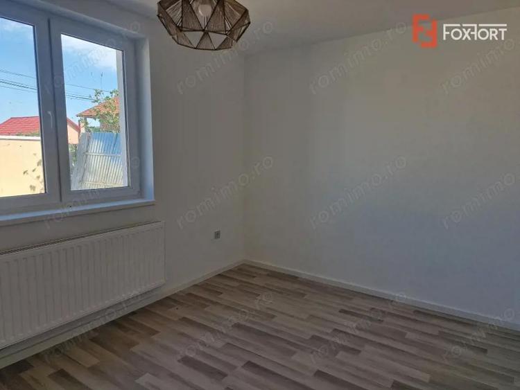 Casa individuala de vanzare cu 3 camere si teren de 710 mp - Izvin - 13