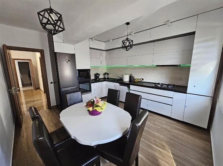 Isaran, Tractorul - 2