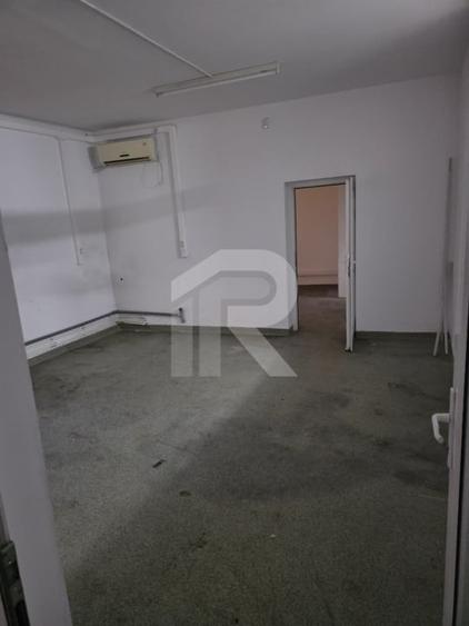 Casa spatioasa 9 camere /320 m utili/singur curte / Scoala Iancului- 444000 Euro - 8
