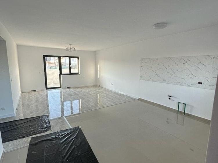 Case noi LA CHEIE ,Varteju,COMISION 0%, - 8