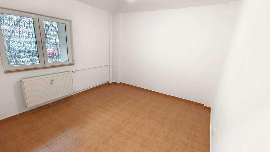 Proprietar vand apartament 4 camere Turda parter - 5