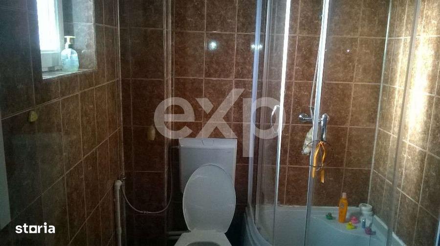 Casa spatioasa in Valea Marului, cu anexa locuibila si teren generos - 4