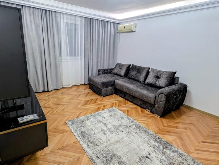 Renovat,mobilat si utilat,totul nou,bloc izolat,curat,la 3 min-metrou,5 min-parc - 1