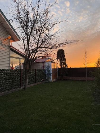 Vila cu 5 camere de vanzare Darza- Crevedia - 33