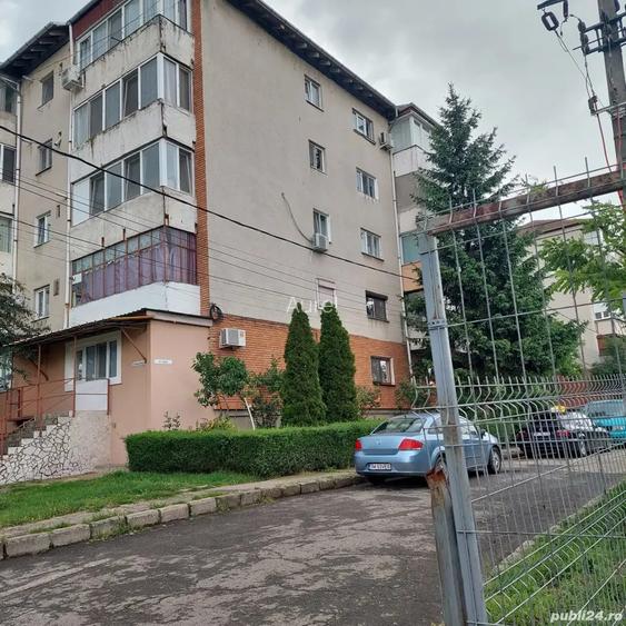 Vand garsoniera 15mp Vand garsoniera 15mp