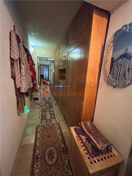 Apartament 3 camere cf1 decomandat zona Centru - 13