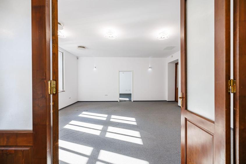 De vanzare apartament  localizat ultracentral, ideal business, Timisoara - 15