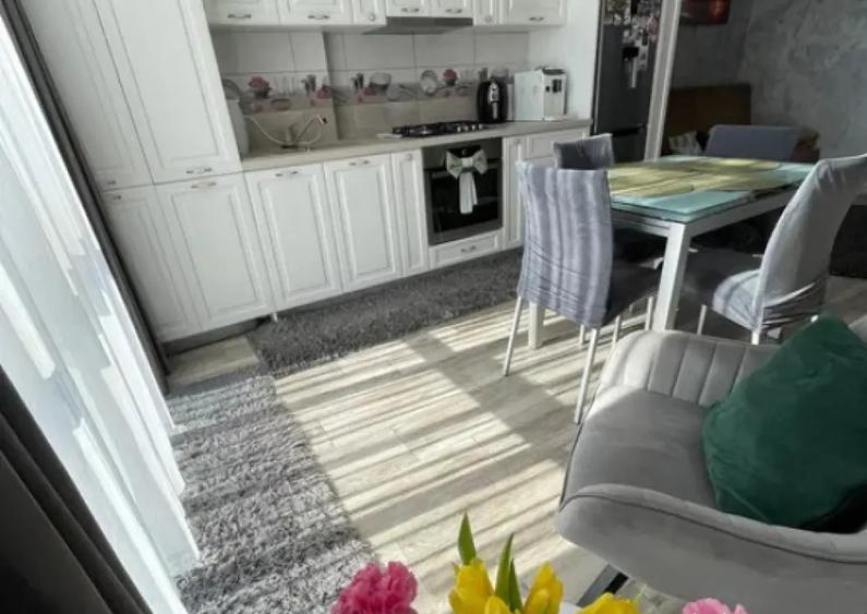 Apartament Cu 2 Camere Decomandate Bloc Nou Etaj 3 Zona Burdujeni - 5