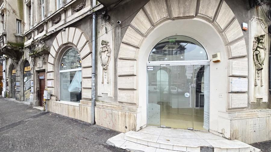 Spatiu comercial vad intens, intersectie bulevarde, vizibilitate maxima - 2