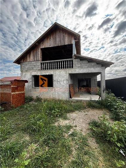 Casa tip P + M zona Maracineni judet Buzau - 1