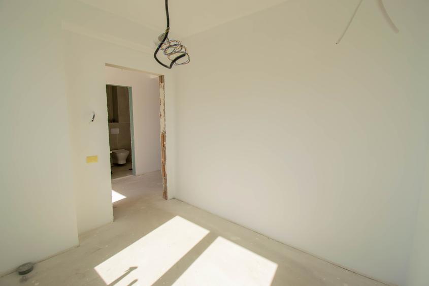 Vila alipita, impecabil executata, teren 350mp, preechipare AC - 14