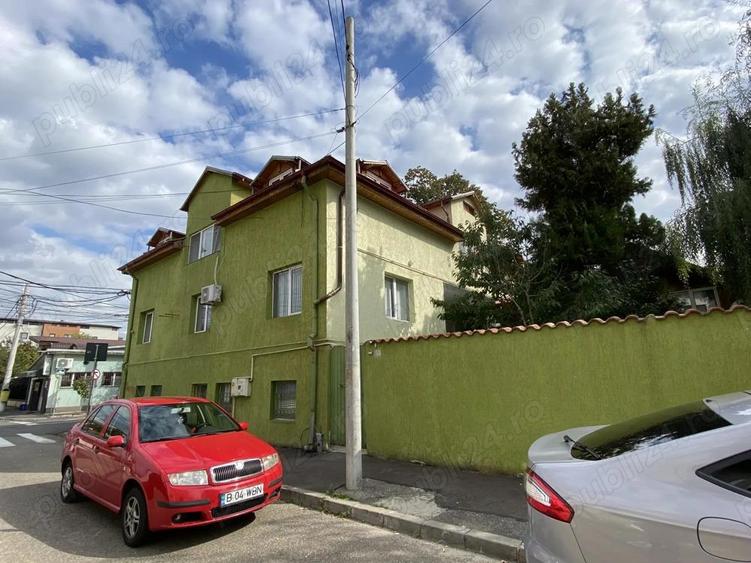 Bucurestii noi, Vila 8 cam + Teren 350 mp - 5