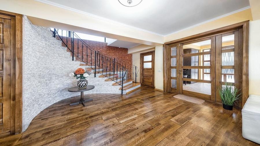 Suprafata generoasa teren - 57