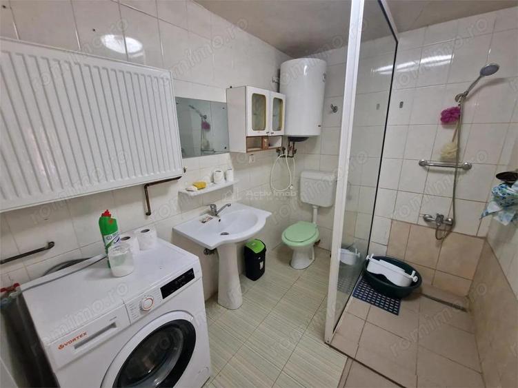 Sosdea 2 Case cu Teren 4657 Mp. - 9