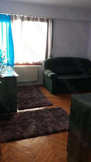 Apartament cu 3 camere decomandat în Tudor