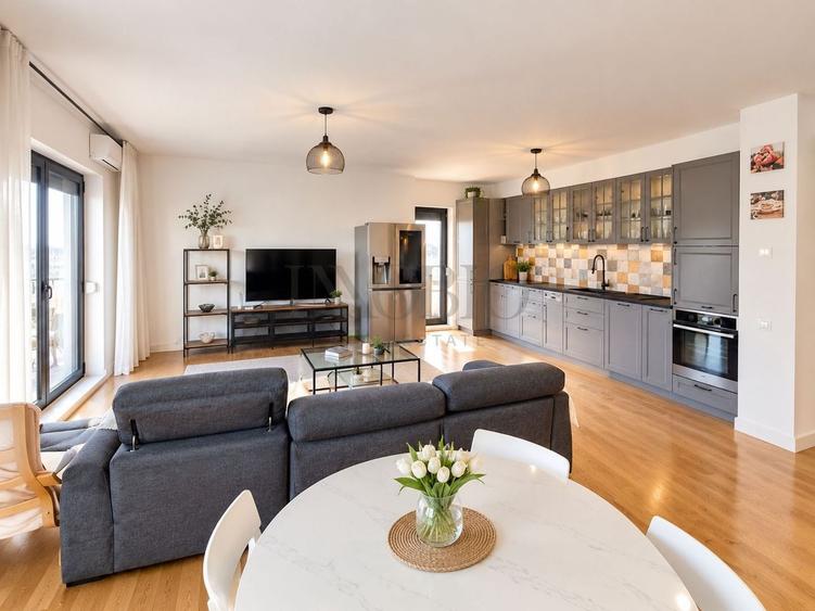 Apartament cu 3 camere decomandat în Domenii
