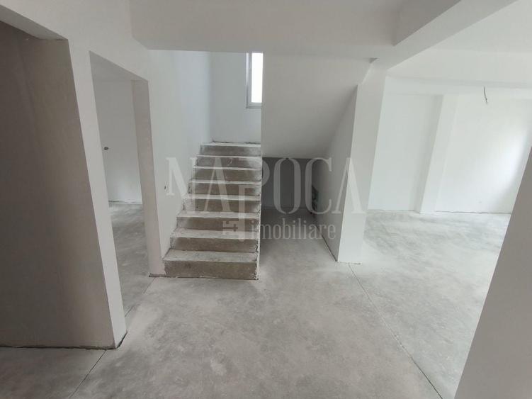 Casa 5 camere de vanzare in Dezmir - 5