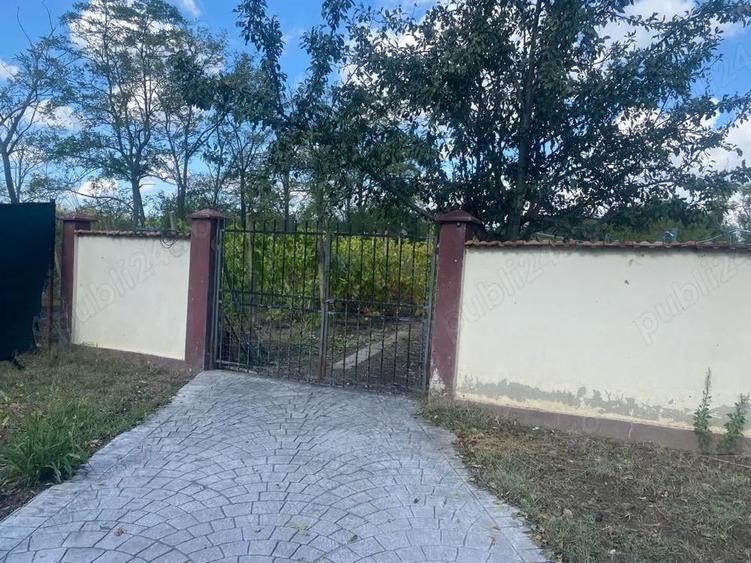 casa de vanzare , zona foarte linistita , frumos amenajata ! - 6