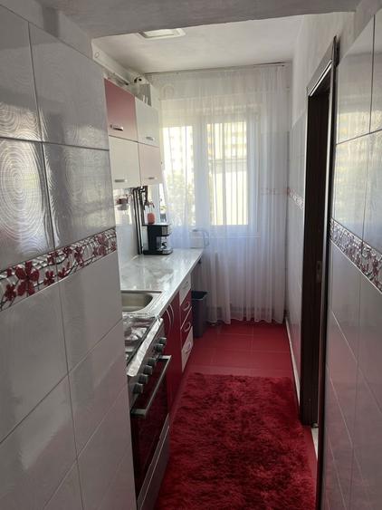 Vand apartament 2 camere - 1