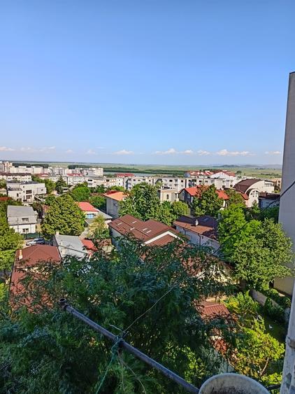 Apartament decomandat cu 3 camere, zona Tribunal - 2