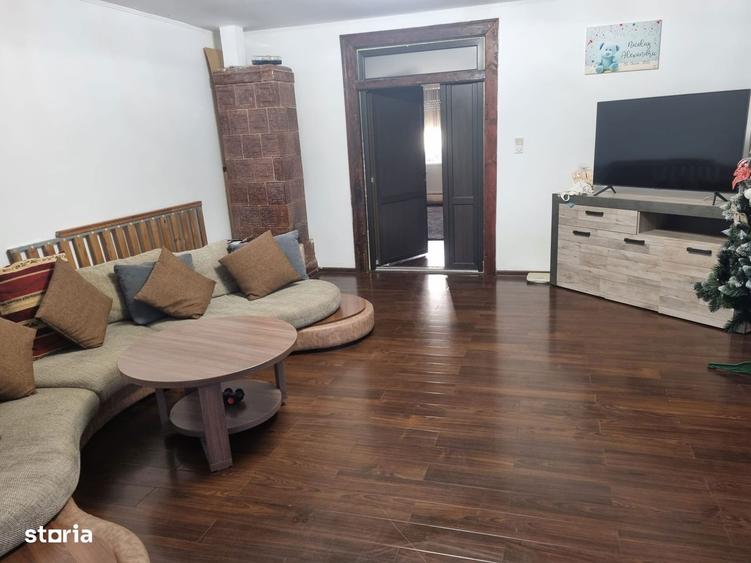 Casa Mioveni, Valea Stanii, Bld. Dacia, 4 camere, 2 bai - 8