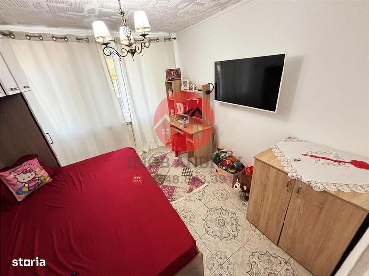 Garsoniera de vanzare, parter, Cartier Vest, mobilata si utilata - 4