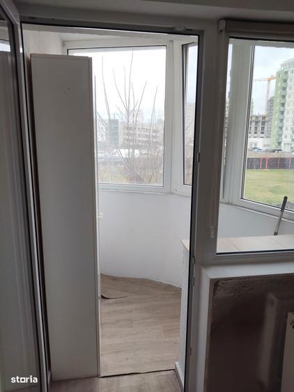 Urgent vand Studio 53 Mp langa mall Coresi eta1 Mobilat utilat Liber! - 2
