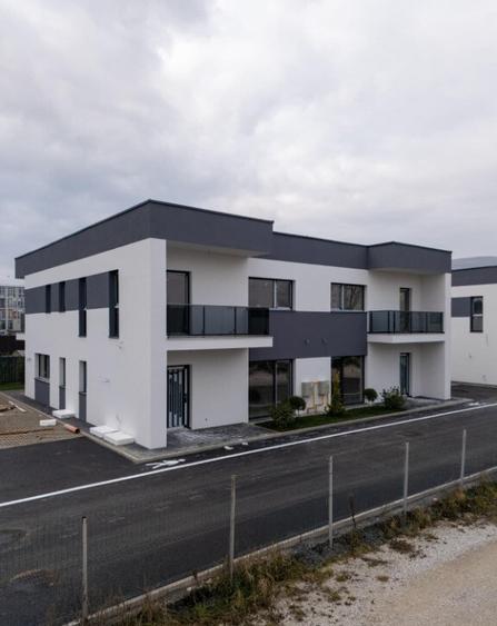 Casa duplex spa?ioasa, construc?ie noua, Flore?ti langa stadion - 7