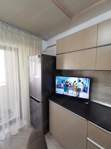 Apartament cu 3 camere, conf. 1, decomandat, mobilat si utilat modern, - 1